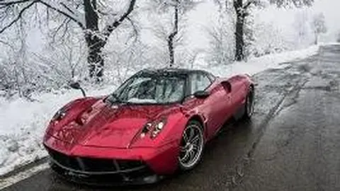 谢霆锋八年重逢华晨宇现场演出，自豪之情溢于言表