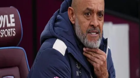 “欧冠年度最佳阵容：哈兰德、德布劳内领衔，曼城独占七席”